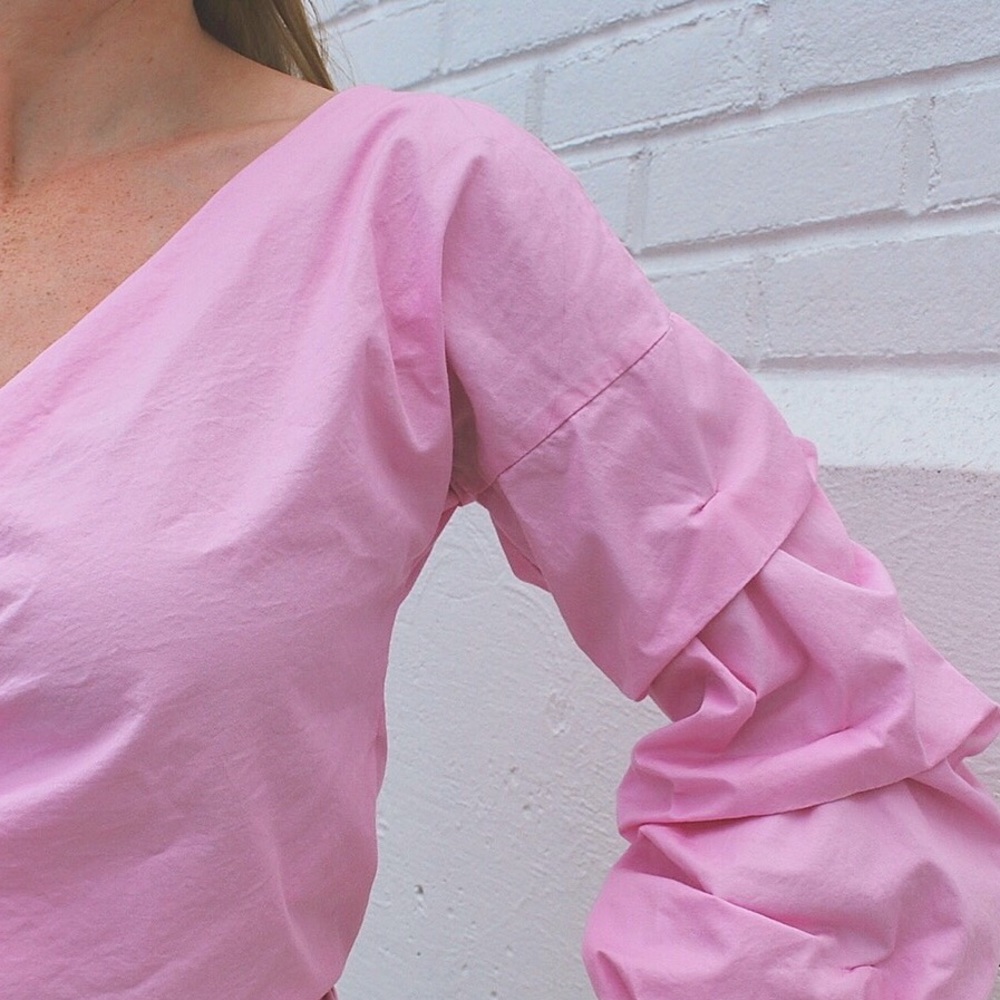 Few Moda • ruffle sleeve wrap-top